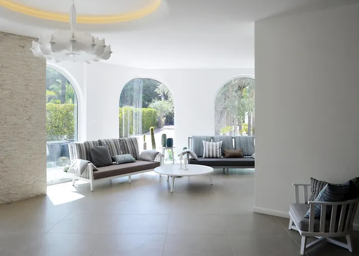 Giardino Dei Pini - Boutique Hotel