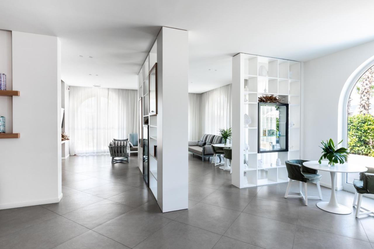 Hotel Giardino Dei Pini - Boutique 4*